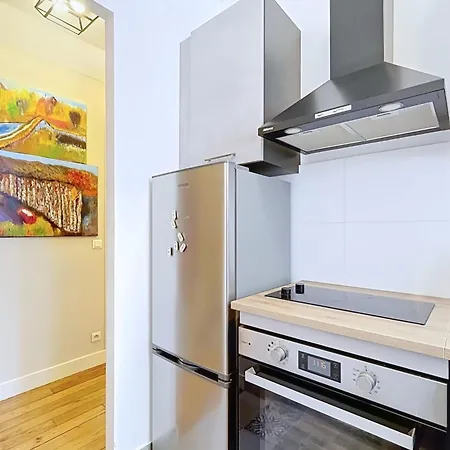 Charming Flat Near Montmartre *