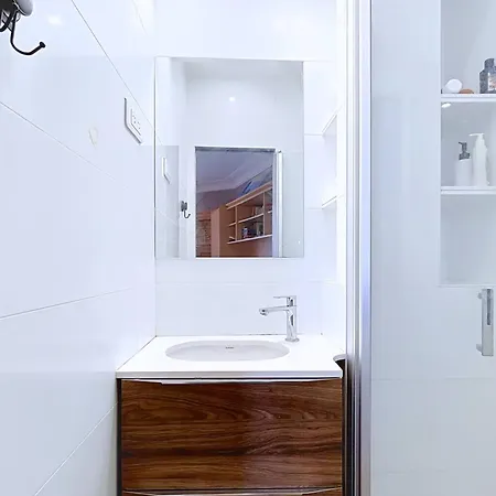 Charming Flat Near Montmartre דירה