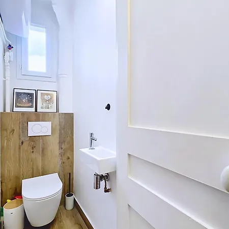 Charming Flat Near Montmartre *